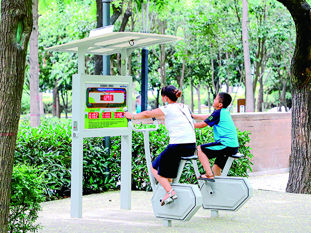 彩神v看望黄地盘上的“小伟人”(图5)